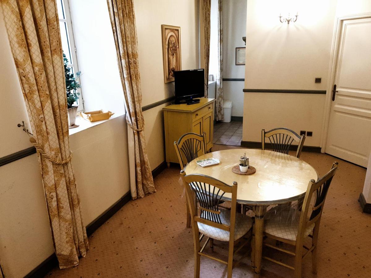 Appartement Chateau Des Gipieres 蒙布兰莱班 外观 照片