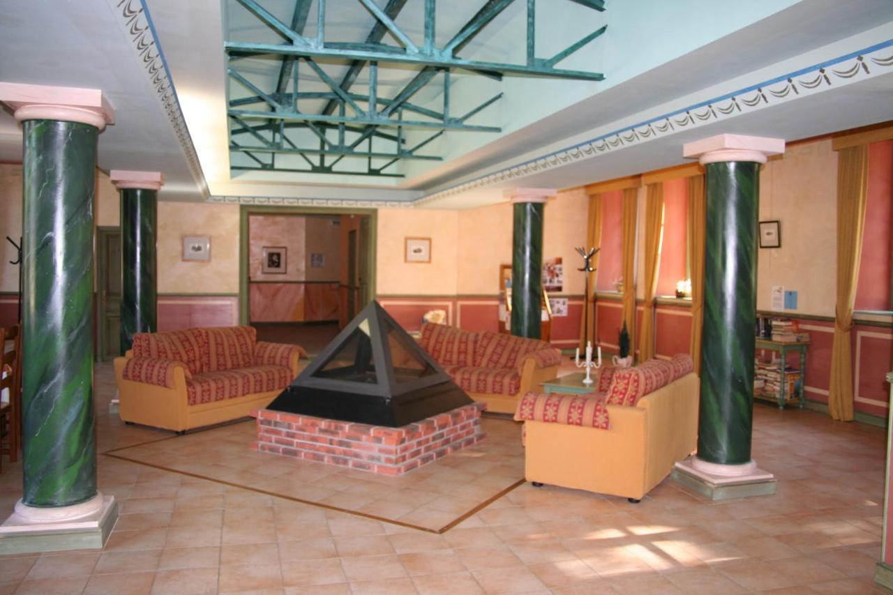 Appartement Chateau Des Gipieres 蒙布兰莱班 外观 照片