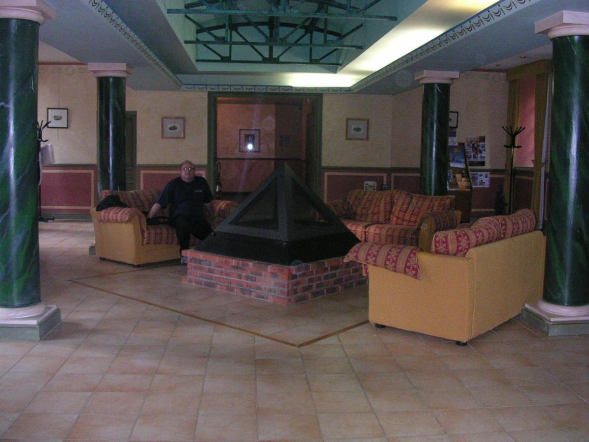 Appartement Chateau Des Gipieres 蒙布兰莱班 外观 照片